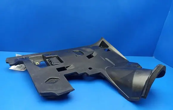 Mercedes-Benz E W211 Dashboard lower bottom trim panel 2116800939