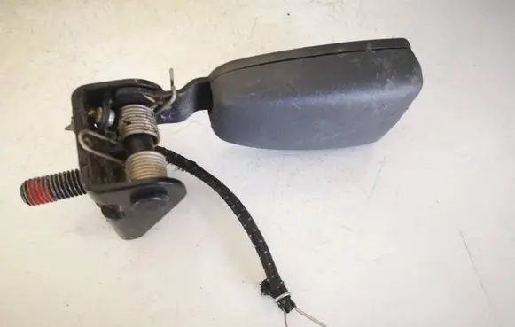 Volvo V70 Rear seatbelt buckle 9191997