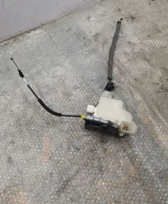 Audi A6 S6 C7 4G Front door lock 8J1837015F