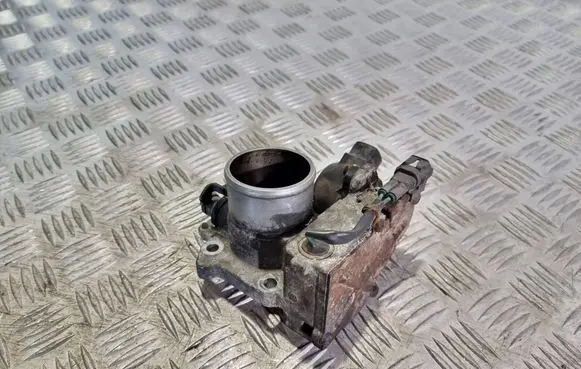 Toyota Avensis T250 Throttle valve 27020 896721020