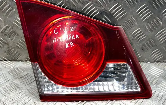 Honda Civic Tailgate rear/tail lights P6068L STAVFM P6068