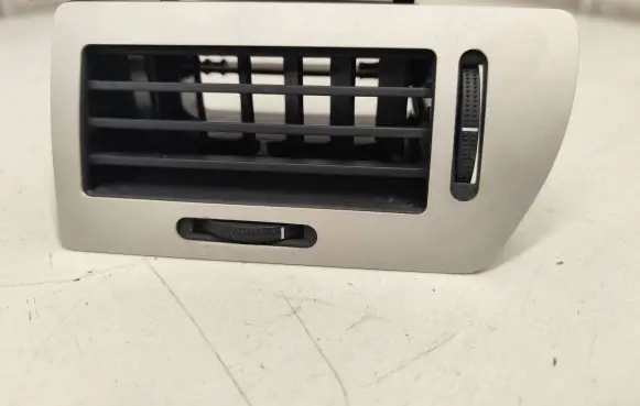 Opel Astra H Dash center air vent grill 13228916 330188061