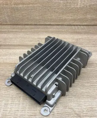 Audi A3 S3 8P Sound amplifier 8P4035223D