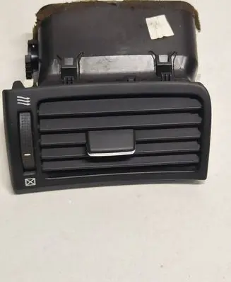 Toyota Avensis T250 Dashboard air vent grill cover trim 8518
