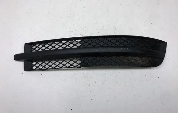 Volkswagen Sharan Front bumper lower grill 7M3853683