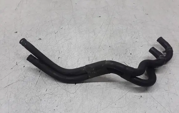 Volkswagen PASSAT B5 Fuel line pipe