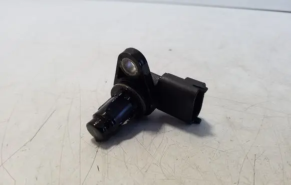 KIA Stonic Camshaft position sensor 393503A000