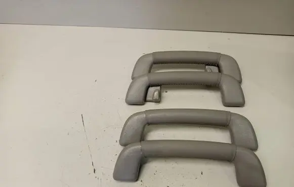 Lexus GS 300 350 430 450H A set of handles for the ceiling 