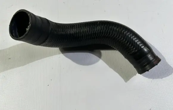 Dodge Challenger Engine coolant pipe/hose 05078678aa