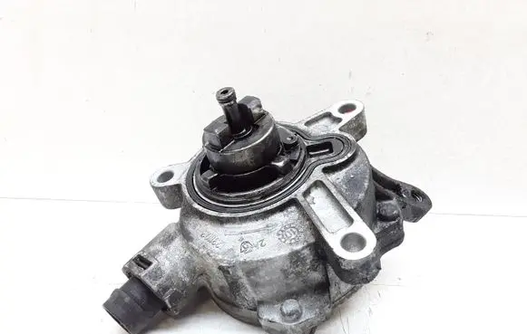 Volvo V70 Vacuum pump 31219463