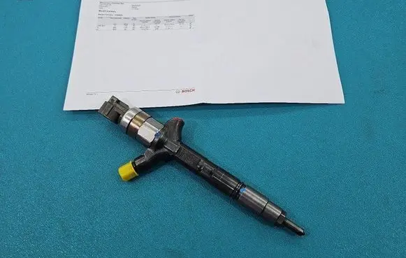 Fuel injector