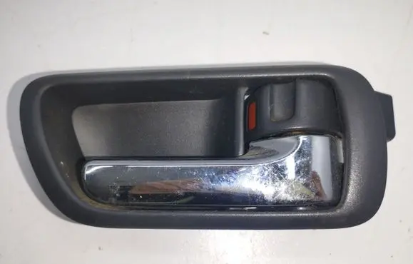 Toyota Corolla Verso AR10 Front door interior handle 692050F010
