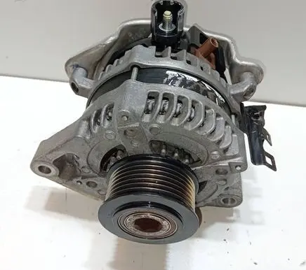 Honda HR-V Generator/alternator MS1042118280