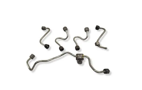 Ford Mondeo MK V Fuel injector supply line/pipe 833541 2416
