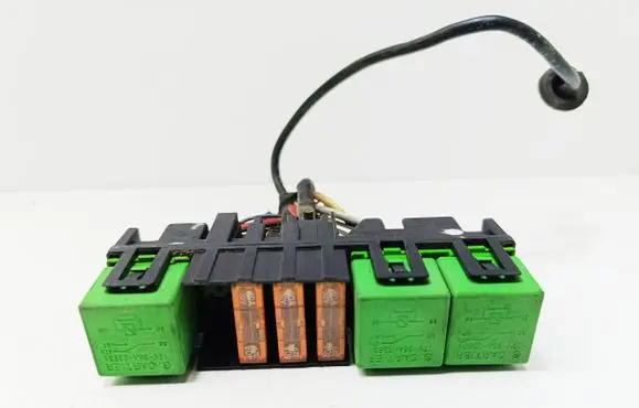 Peugeot 307 Fuse module