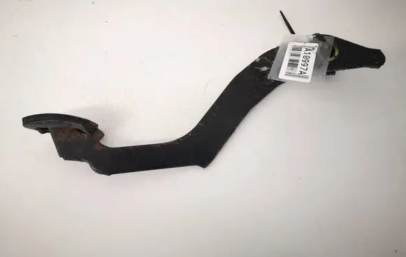 Volkswagen PASSAT B3 Clutch pedal 