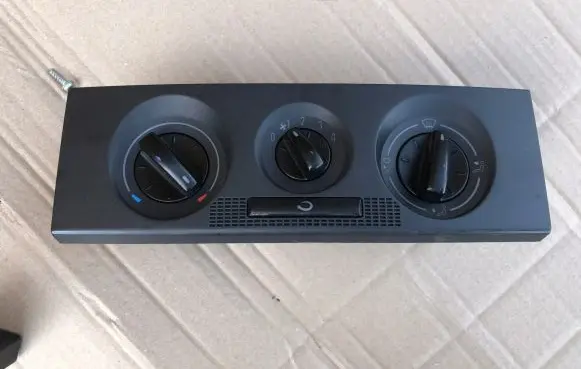 Skoda Fabia Mk1 (6Y) Climate control unit 6Q0819445