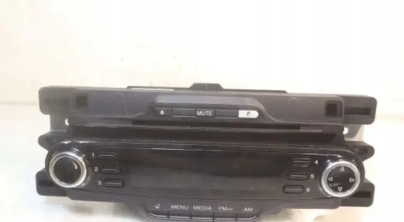 Alfa Romeo Giulietta Radio/GPS head unit trim 