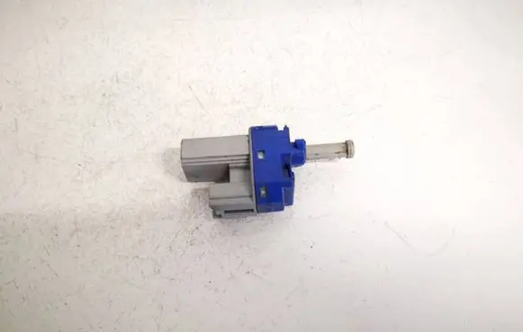 Mazda CX-7 Brake pedal sensor switch bp4k