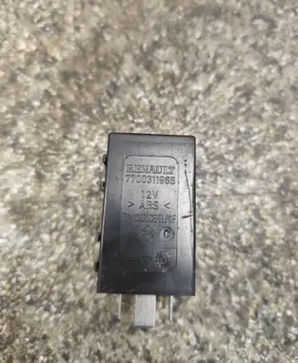 Renault Master II Other relay 7700311966