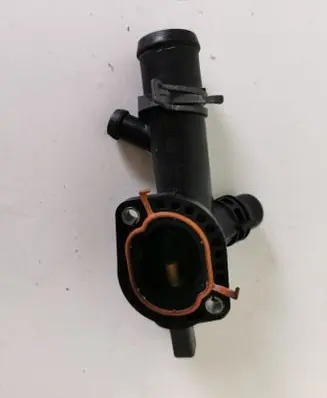 Audi A6 C7 Engine coolant pipe/hose 03L121132