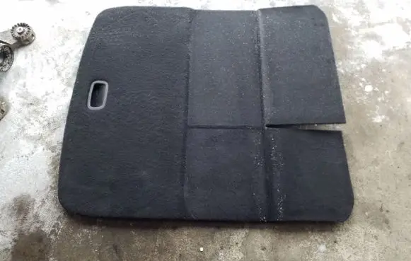 Jeep Cherokee Trunk/boot floor carpet liner 1UC86DX9AC