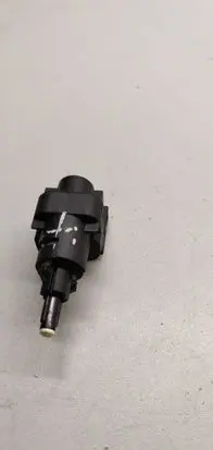 Audi A4 S4 B7 8E 8H Brake pedal sensor switch 6q0945511