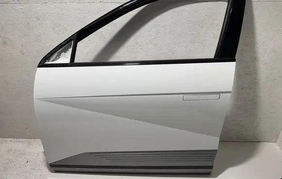 Hyundai Ioniq 5 Front door 