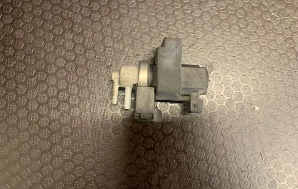 KIA Sorento Turbo solenoid valve 36611200
