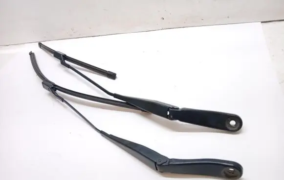 Ford Mondeo MK IV Front wiper blade arm 7S71-17526-AG