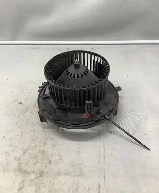 Volkswagen Golf VII Heater fan/blower 0130115576