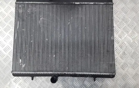 Citroen C4 Grand Picasso Coolant radiator 9680533480