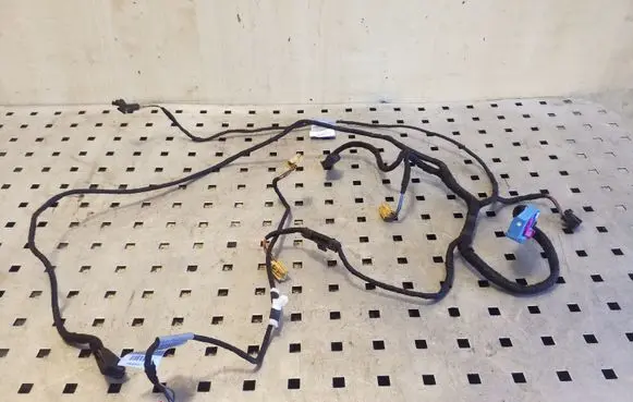 Audi A4 S4 B8 8K Front door wiring loom 8K0971693