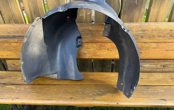 Volkswagen Polo IV 9N3 Front wheel arch liner splash guards 6Q0809957B