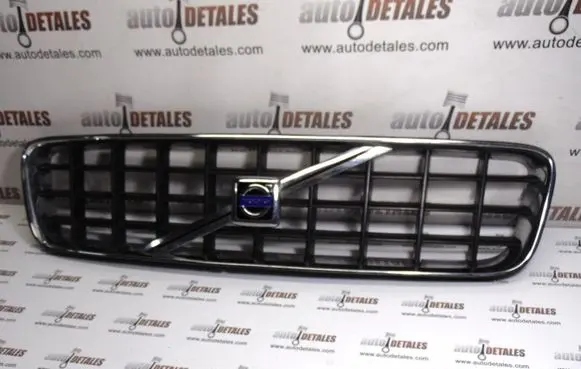 Volvo XC90 Front grill 8620641