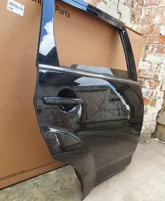 Mitsubishi Outlander Rear door