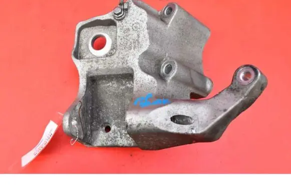 Volvo V60 Engine mount vacuum valve 31401633