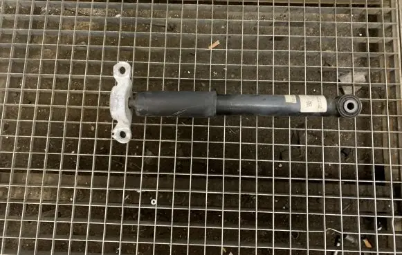 Chrysler Pacifica Rear shock absorber/damper 68231971AG