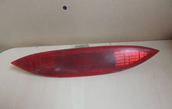 Nissan Note (E11) Third/center stoplight 12VN16W