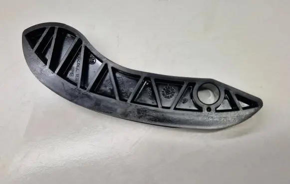 BMW X5 F15 Slide rail for timing chain 7797898