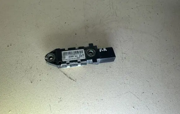 Mercedes-Benz CLS C219 Airbag deployment crash/impact sensor 0028201326 304953 304953015