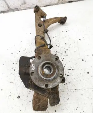 Audi A4 S4 B5 8D Front wheel hub 8D0487257