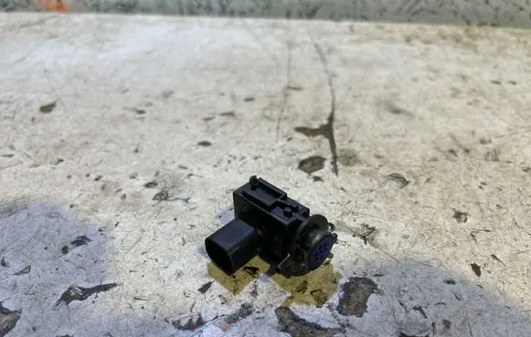 BMW 4 F32 F33 Air quality sensor 9240180 13242411