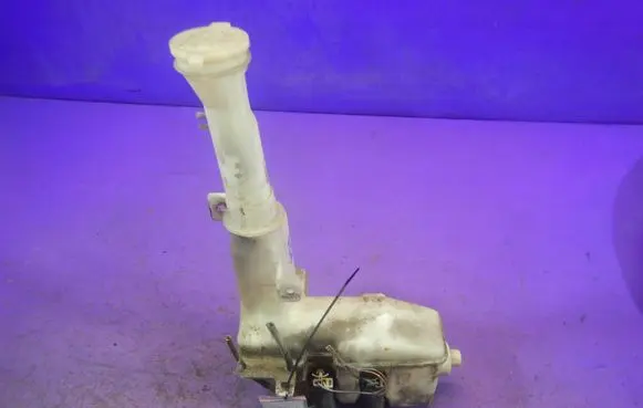 Mazda 323 Windshield washer fluid reservoir/tank