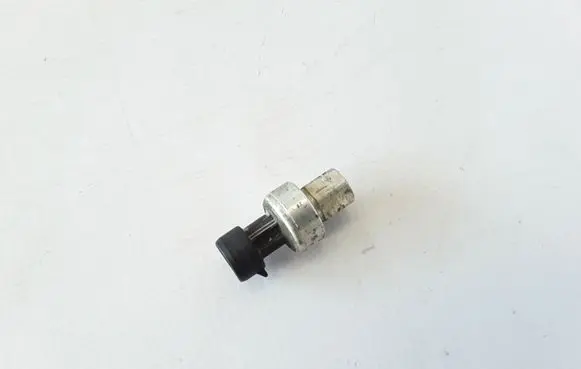 Renault Scenic II - Grand scenic II Air conditioning (A/C) pressure sensor 