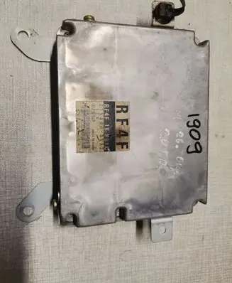 Mazda 626 Engine control unit/module 2758005662