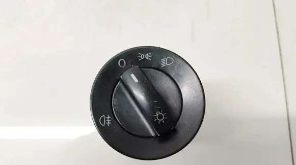 Volkswagen Polo IV 9N3 Light switch 6q0941531b