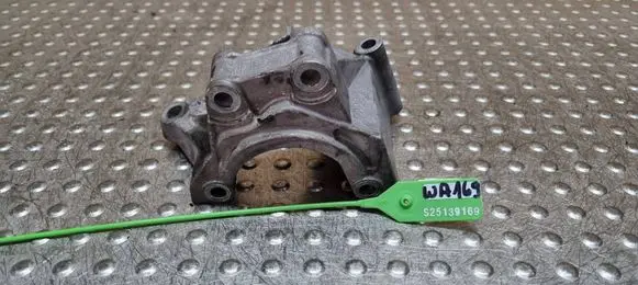 Audi A6 S6 C6 4F Power steering pump mounting bracket 06E145393B