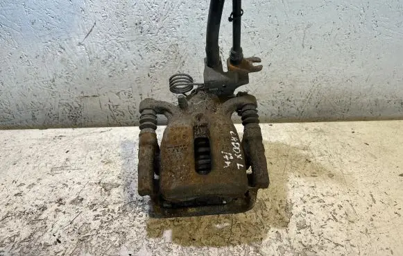 Volkswagen Caddy Rear brake caliper