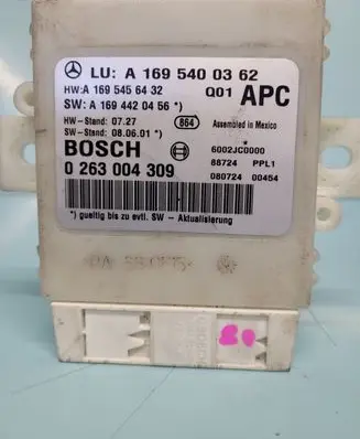 Mercedes-Benz A W169 Parking PDC control unit/module A1695400362